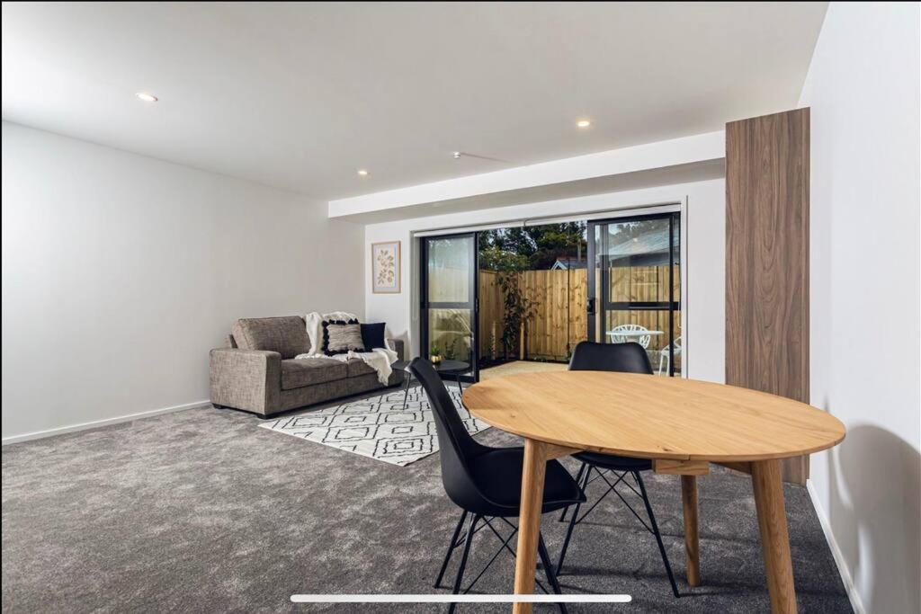 City Centre Apartment Close To Hagley Park Christchurch Exterior photo